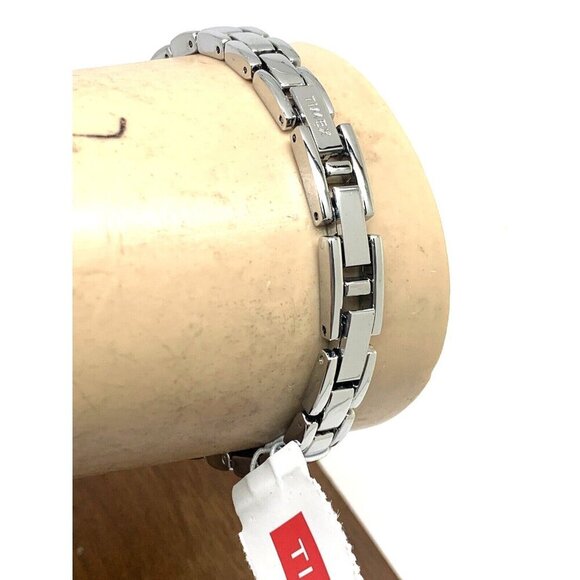 Timex Women's Watch TW2T49400 Quartz Silver Dial Stainless Steel 26mm - Picture 9 of 13